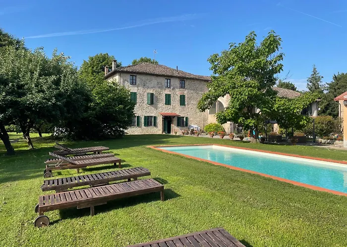 Il Conte Giacomo 3* Viarolo